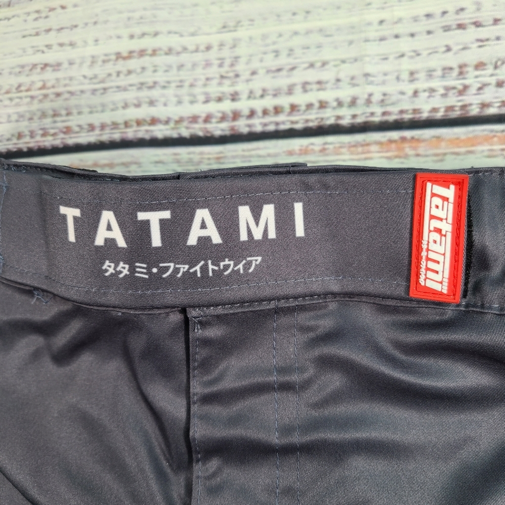 Tatami Fightwrar Shorts Size 9-11 - Picture 3 of 5
